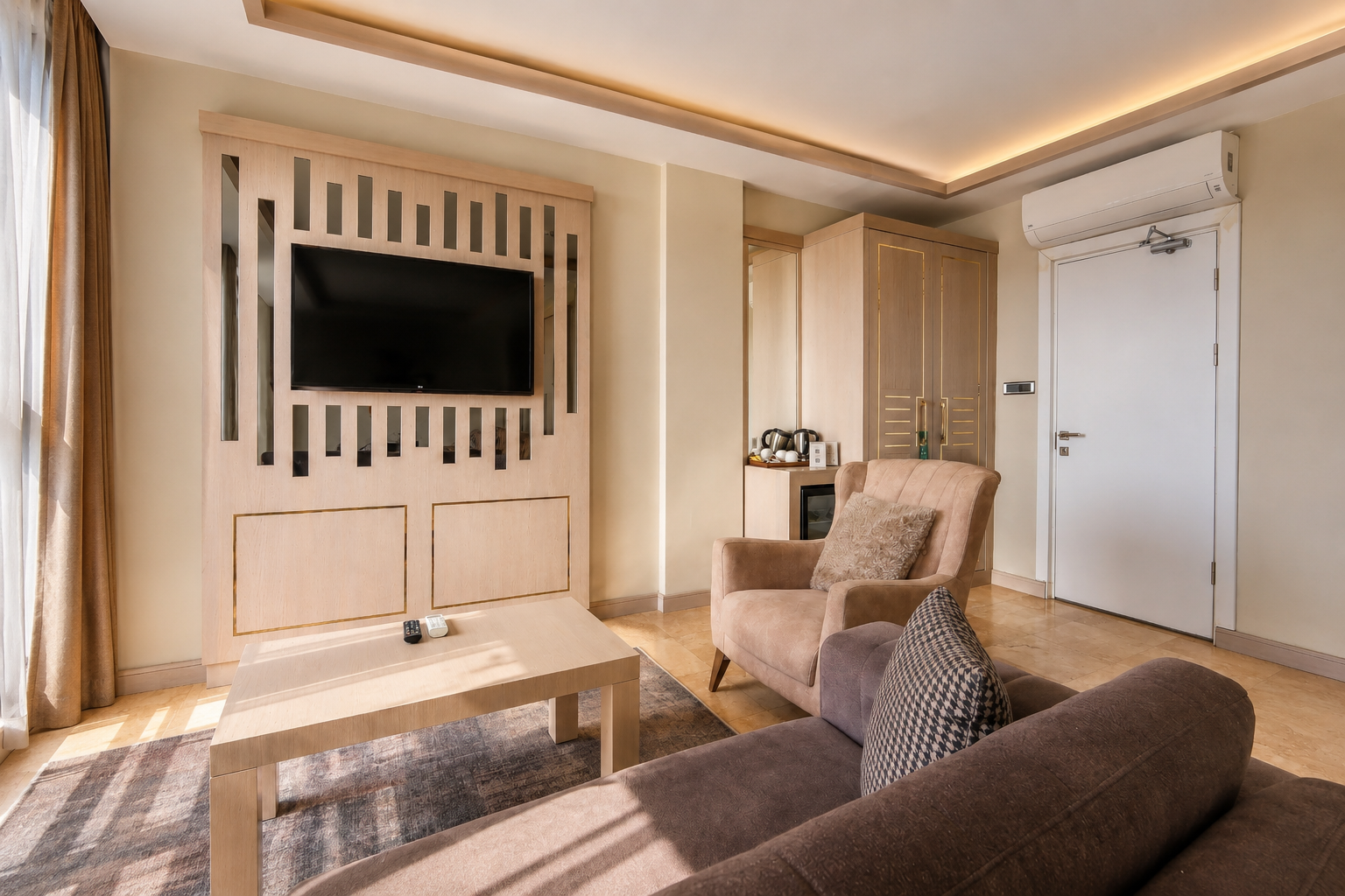 Deluxe Jakuzili Oda – Balkon